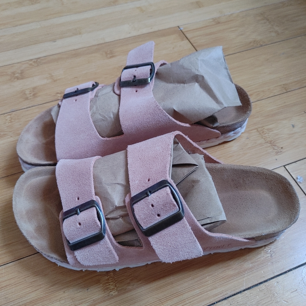 BAYTON ATLAS SUEDE SANDAL